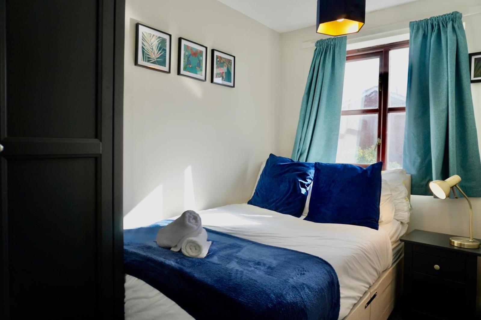 2 Bed With Parking And Netflix Villa Nottingham Exterior photo